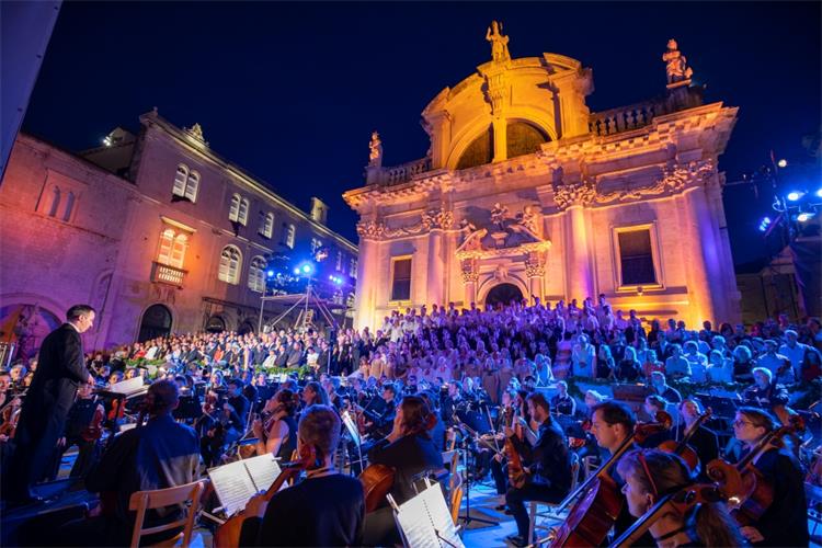 Slika /arhiva/FOTOGALERIJA/FOTO 2019/70 Dubrovačke ljetne igre/Otvaranje 70 DLJI (2).jpg